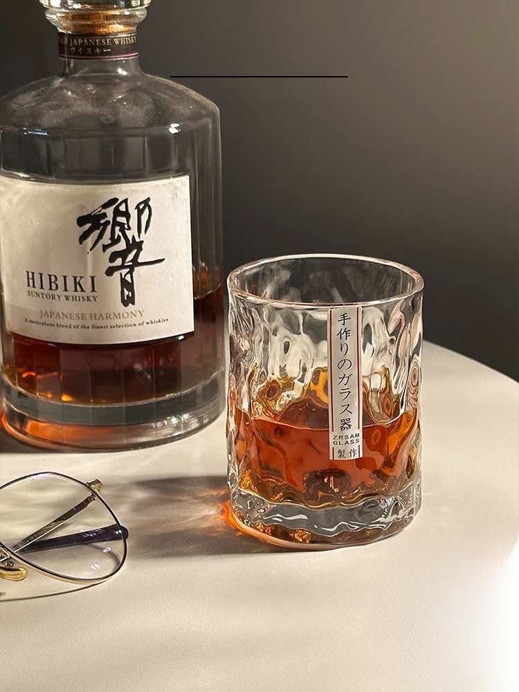 手作りのベトナムガラスカップ、ハンマーパターンのウイスキー・ - Wine Beer Drink のレビューと価格